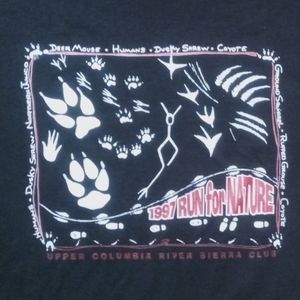 vintage run deer goose Coyote paw prints t shirt